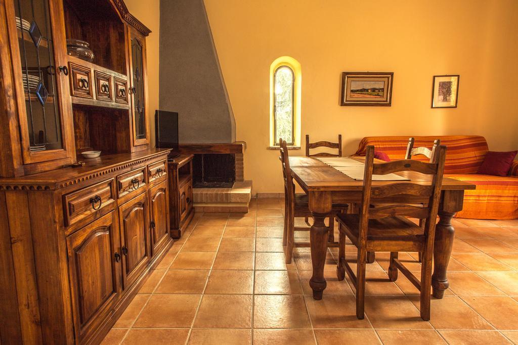 גאבוראנו Agriturismo Podere Valdo חדר תמונה